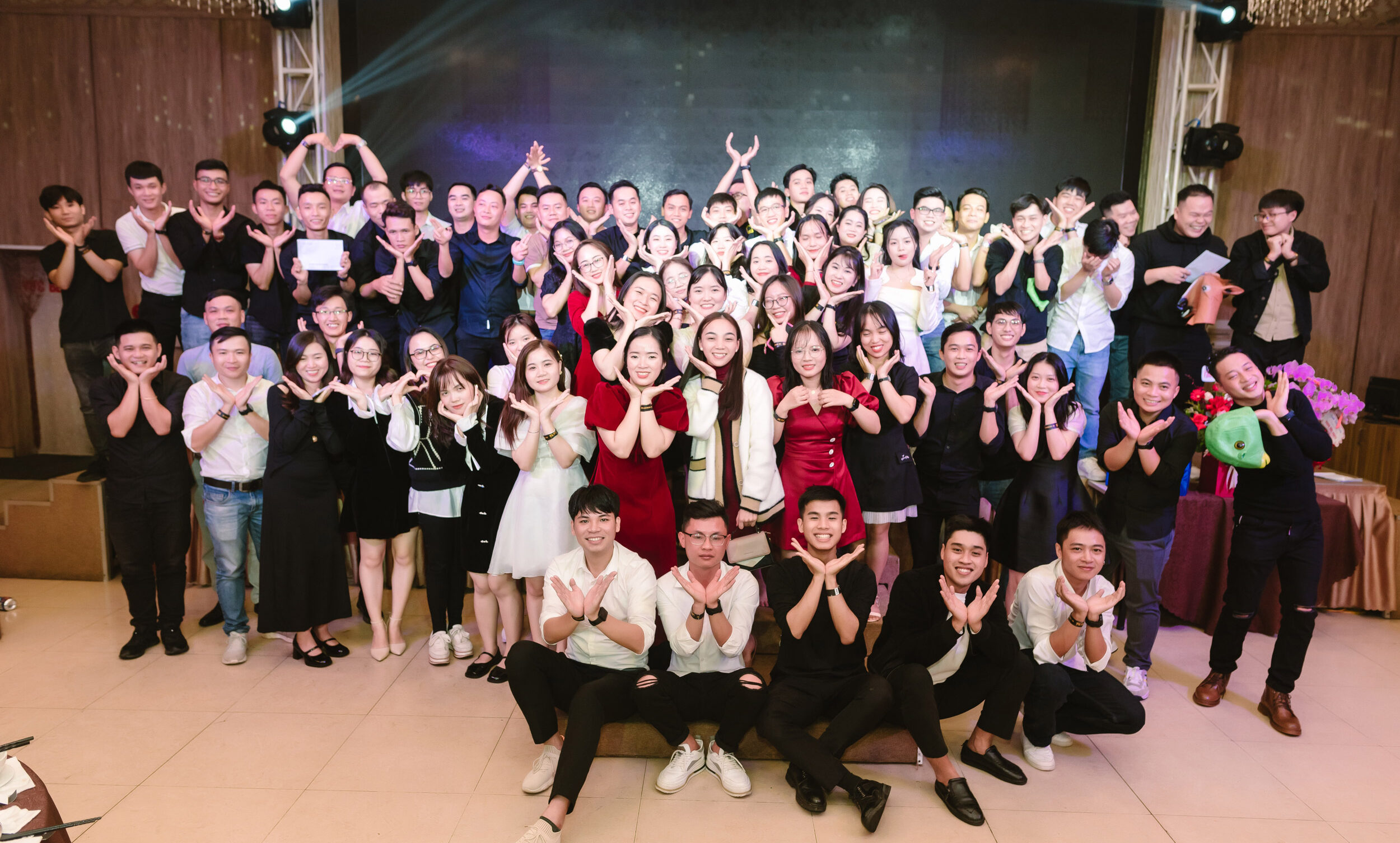 Hoạt động nội bộ 11